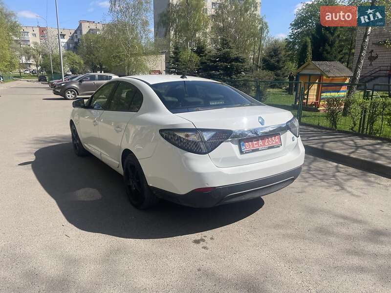 Седан Renault Fluence Z.E. 2012 в Луцке