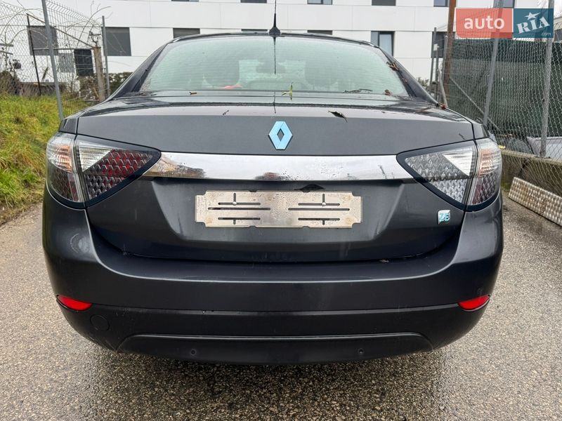 Седан Renault Fluence Z.E. 2012 в Львове