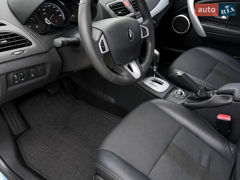 Седан Renault Fluence Z.E. 2012 в Ивано-Франковске