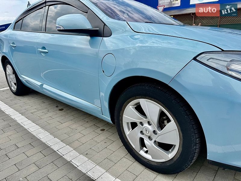 Седан Renault Fluence Z.E. 2012 в Ивано-Франковске