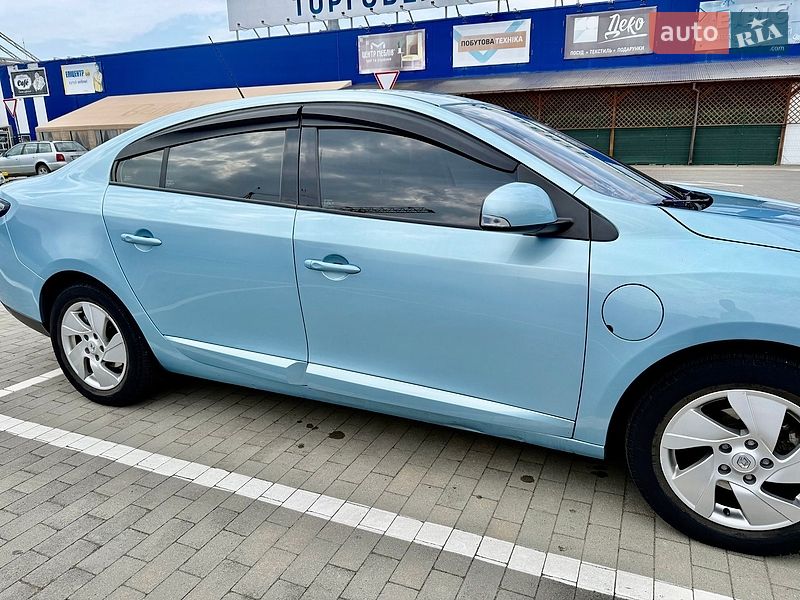 Седан Renault Fluence Z.E. 2012 в Ивано-Франковске