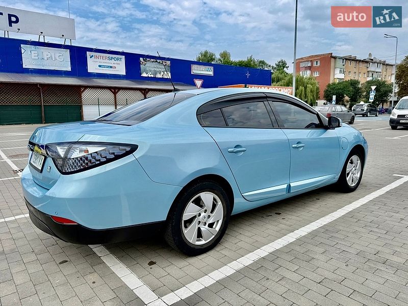 Седан Renault Fluence Z.E. 2012 в Ивано-Франковске