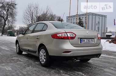 Седан Renault Fluence 2012 в Ровно