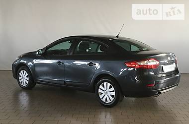 Седан Renault Fluence 2010 в Киеве