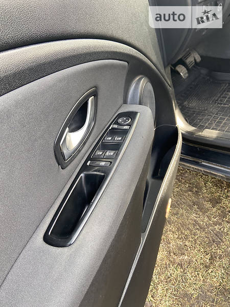 Седан Renault Fluence 2010 в Рівному