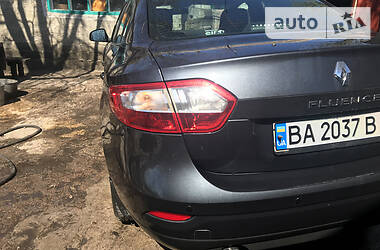 Седан Renault Fluence 2010 в 