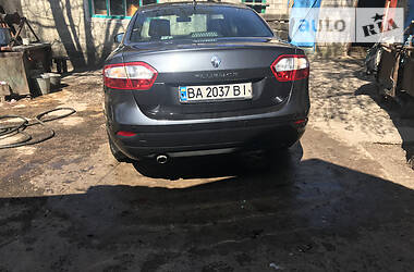 Седан Renault Fluence 2010 в 