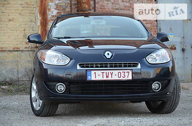 Седан Renault Fluence 2012 в 