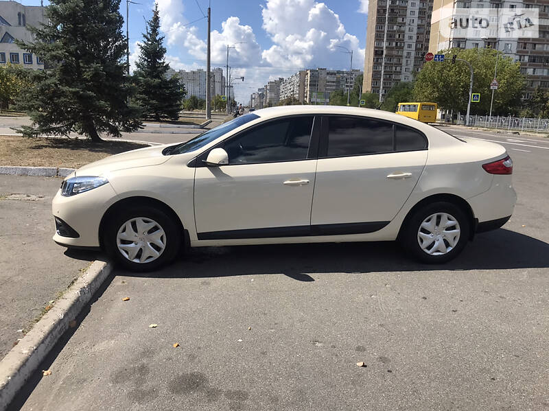 Седан Renault Fluence 2013 в Киеве