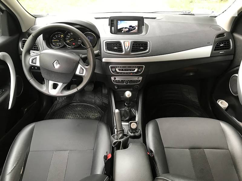 Седан Renault Fluence 2011 в Тернополі
