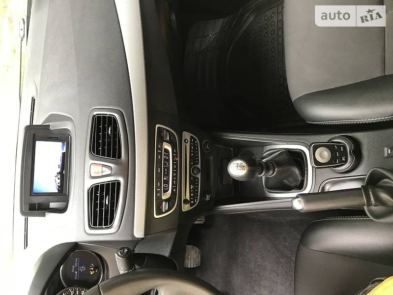 Седан Renault Fluence 2011 в Тернополі