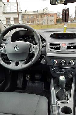 Седан Renault Fluence 2011 в Калуші