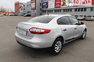 Седан Renault Fluence 2010 в Киеве