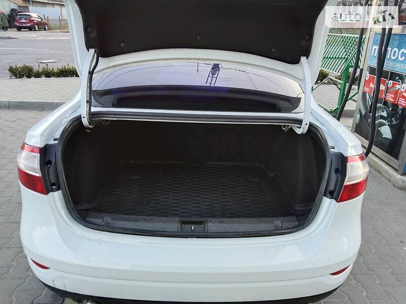 Седан Renault Fluence 2013 в Хмельницком