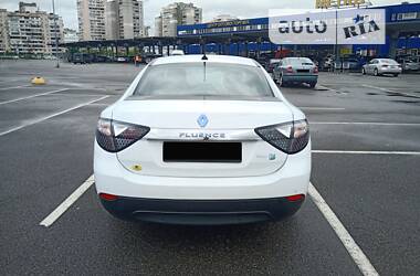 Седан Renault Fluence 2011 в Киеве