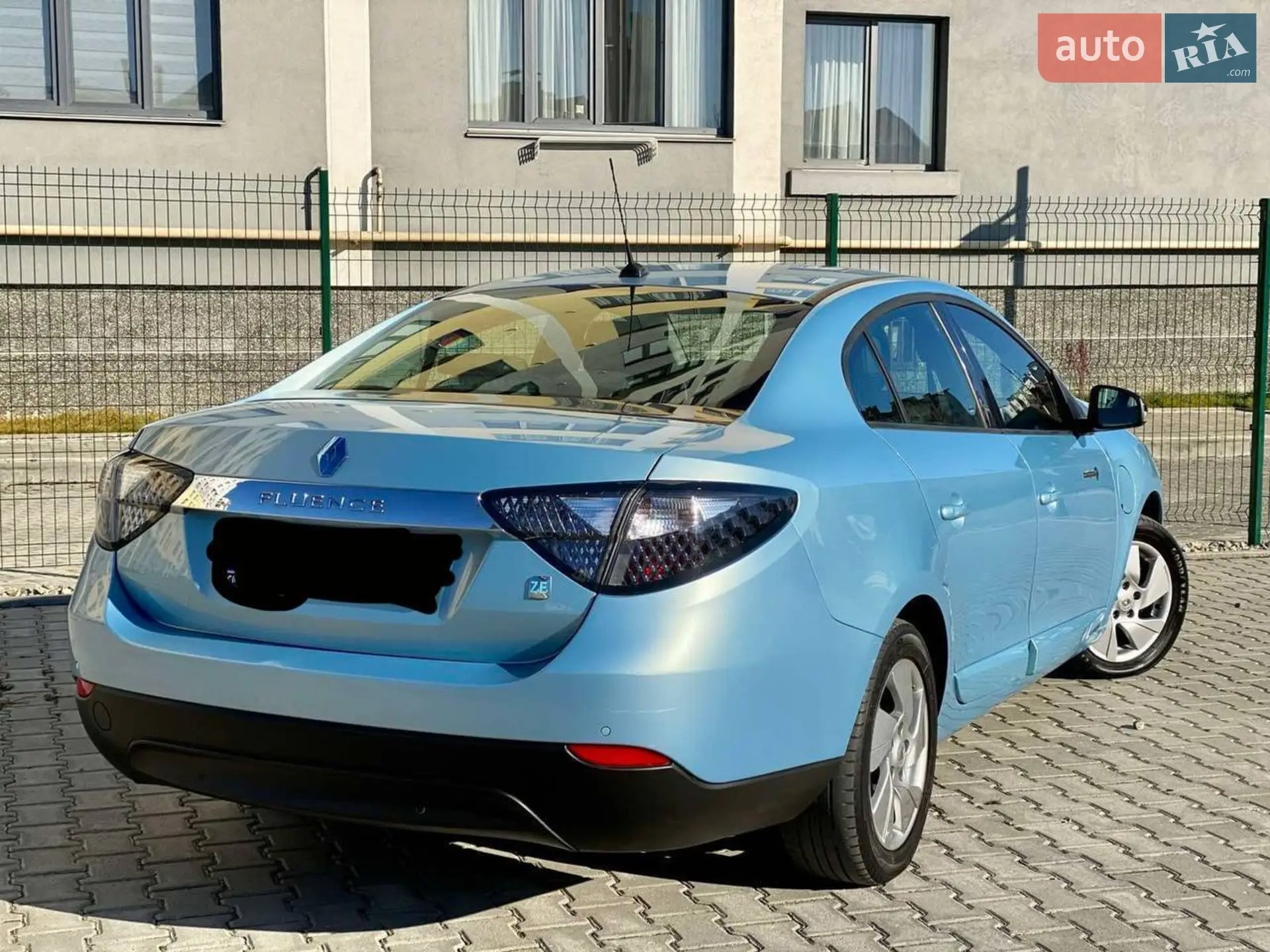 2012 Renault Fluence - мініатюра 2