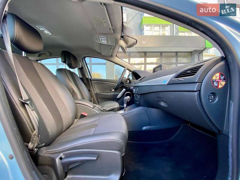 Седан Renault Fluence 2012 в Калуше фото 25 Седан Renault Fluence 2012 в Калуше