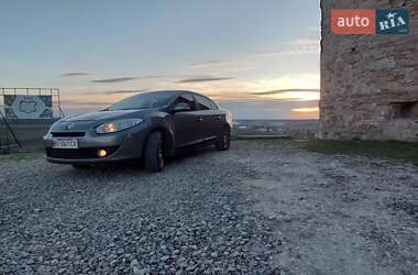 Седан Renault Fluence 2010 в Тернополі