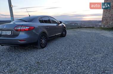 Седан Renault Fluence 2010 в Тернополі