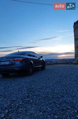 Седан Renault Fluence 2010 в Тернополі