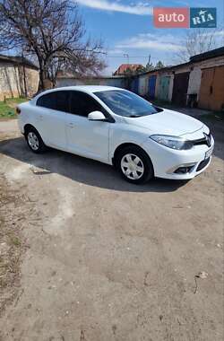 Седан Renault Fluence 2015 в Кривом Роге
