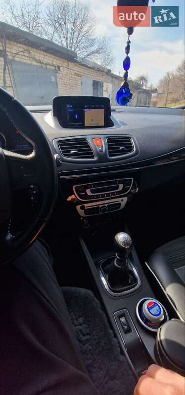 Седан Renault Fluence 2015 в Кривом Роге