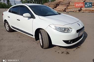 Седан Renault Fluence 2010 в Вишгороді