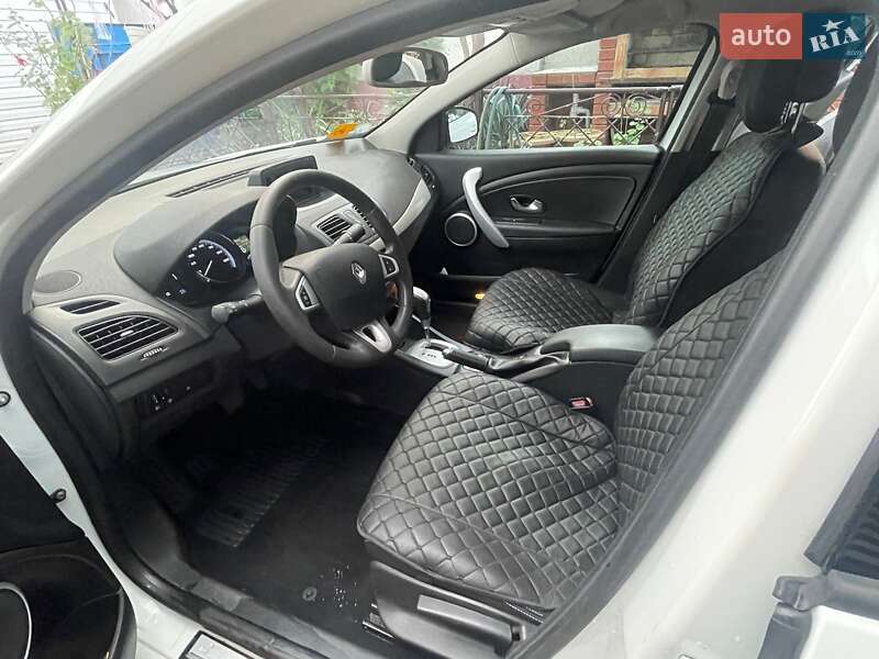 Седан Renault Fluence 2011 в Одессе