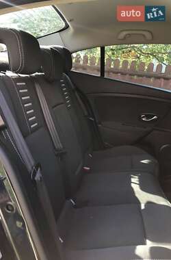 Седан Renault Fluence 2011 в 