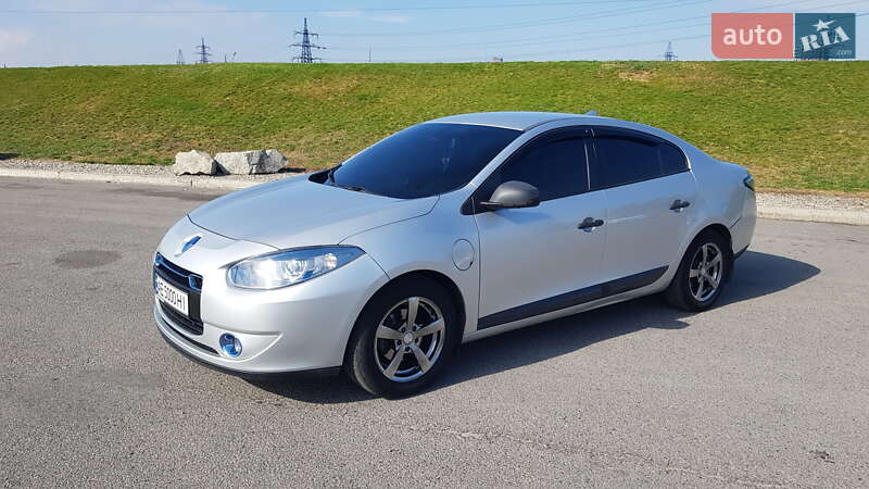 Седан Renault Fluence 2012 в Днепре