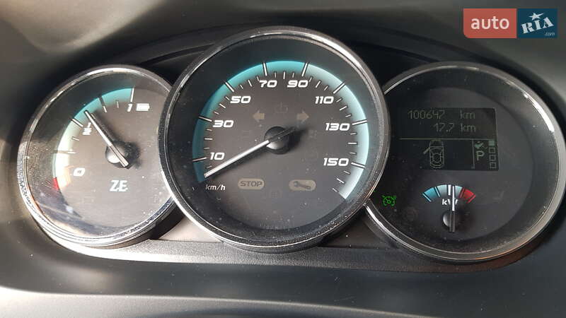 Седан Renault Fluence 2012 в Днепре