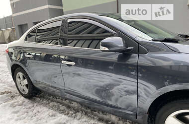 Седан Renault Fluence 2010 в Івано-Франківську