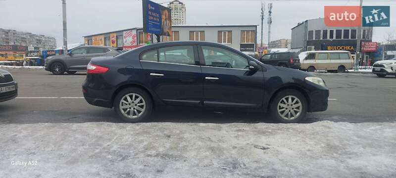 Седан Renault Fluence 2011 в Киеве