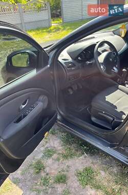 Седан Renault Fluence 2010 в 