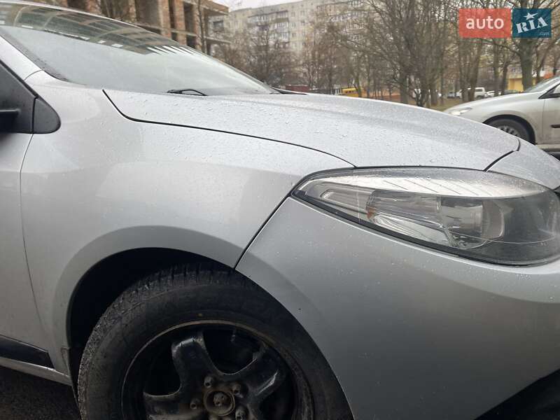 Седан Renault Fluence 2015 в Ровно