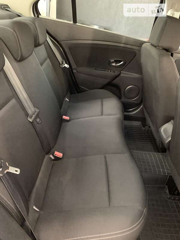 Седан Renault Fluence 2013 в Днепре