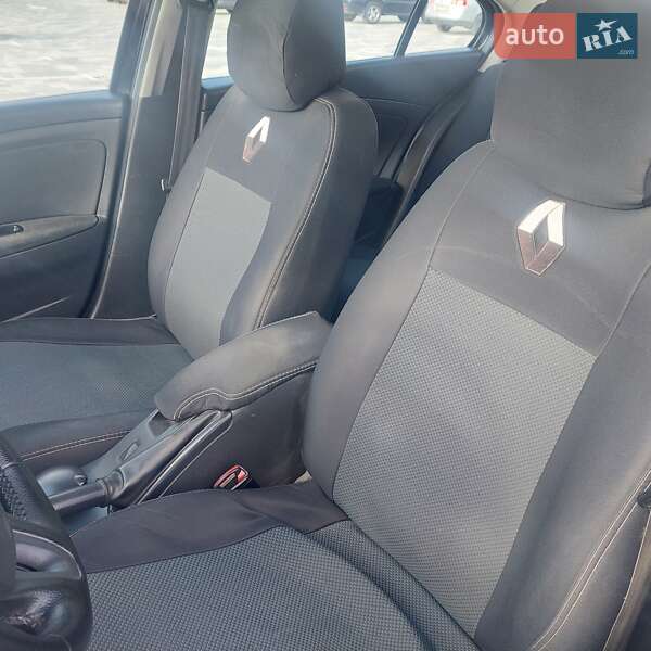 Седан Renault Fluence 2013 в 