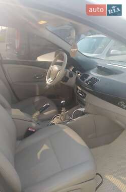 Седан Renault Fluence 2010 в Львове