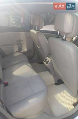 Седан Renault Fluence 2010 в Львове