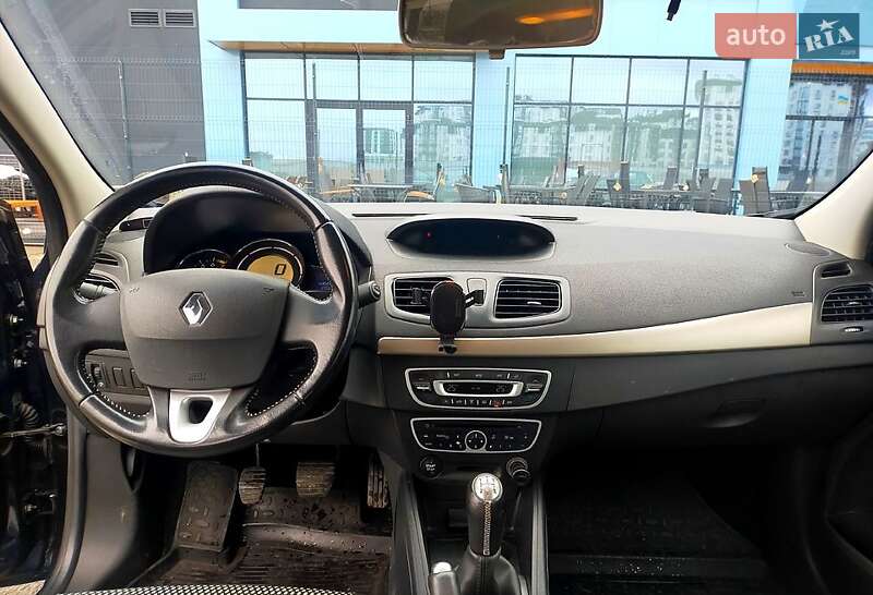 Седан Renault Fluence 2012 в Киеве фото 12 Седан Renault Fluence 2012 в Киеве