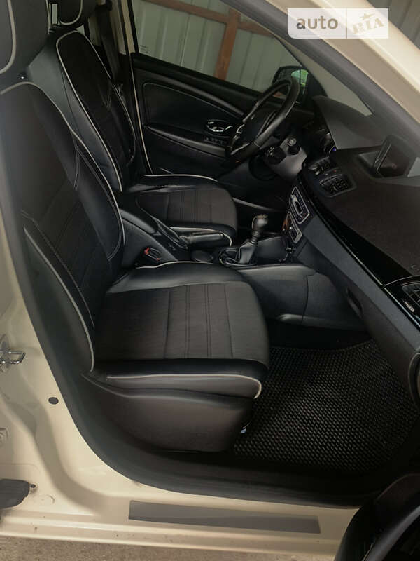 Седан Renault Fluence 2013 в Трускавце