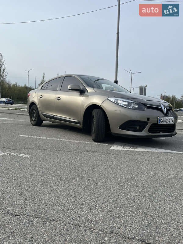 Седан Renault Fluence 2014 в Киеве