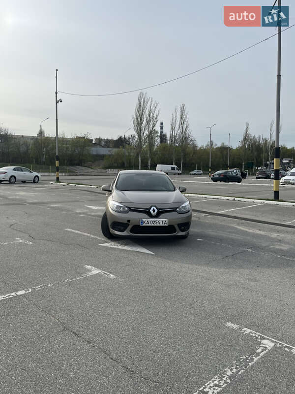 Седан Renault Fluence 2014 в Киеве