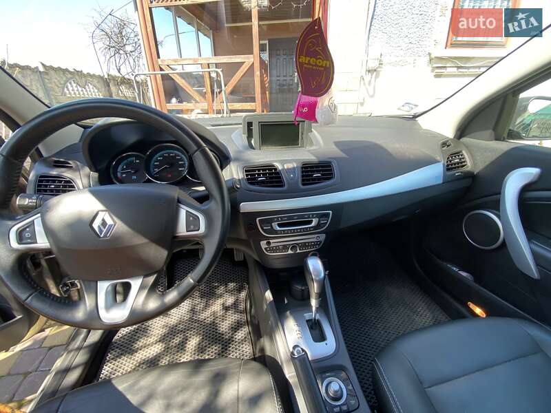 Седан Renault Fluence 2012 в Ровно