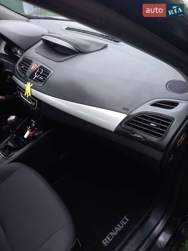 Седан Renault Fluence 2011 в Николаеве фото 4 Седан Renault Fluence 2011 в Николаеве