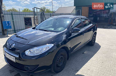 Седан Renault Fluence 2010 в Новоукраїнці