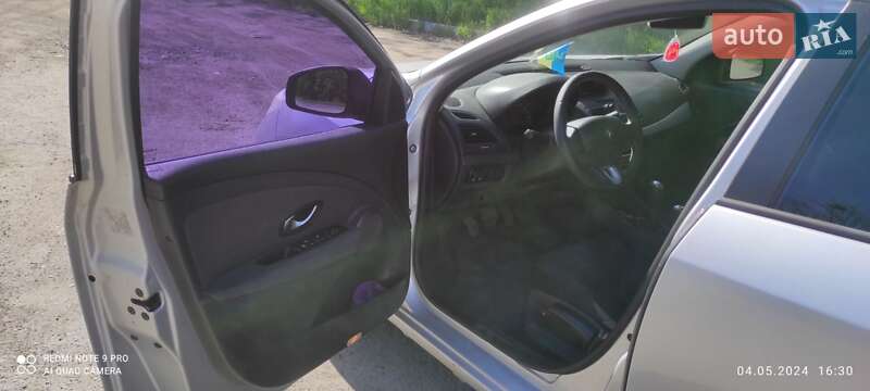 Седан Renault Fluence 2011 в Сквире фото 3 Седан Renault Fluence 2011 в Сквире