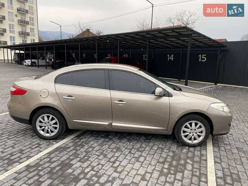 Седан Renault Fluence 2010 в Сваляве фото 2 Седан Renault Fluence 2010 в Сваляве