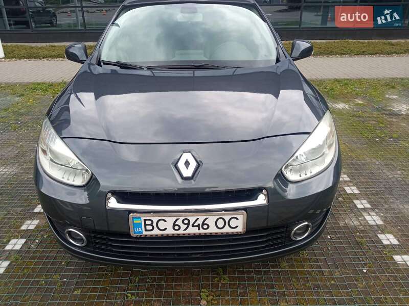 Седан Renault Fluence 2011 в Львові