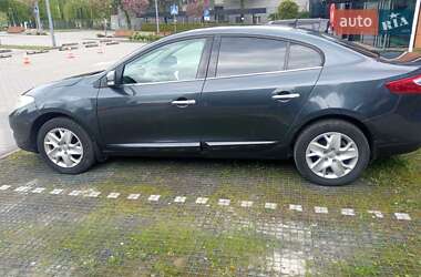 Седан Renault Fluence 2011 в Львове